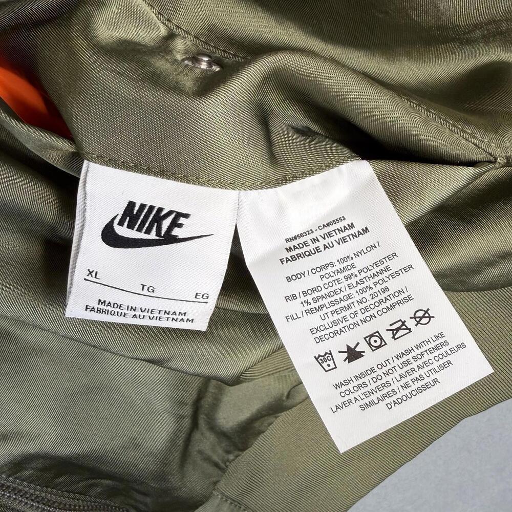 Nike Sportswear Reversible Varsity Bomber Jacket Womens XL Green Orange Quilted - Picture 5 of 11